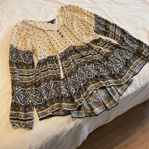 American eagle floral blouse